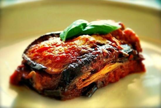 Sira' Eatalian Street Food & Beverage